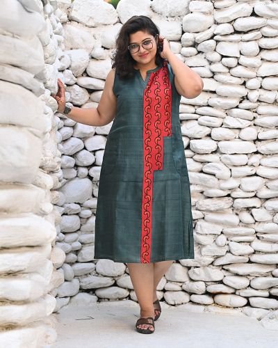 Sleeveless Pocket Dress 005