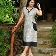 Sleeveless Pocket Dress 009