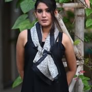 Scarves & Stoles 003